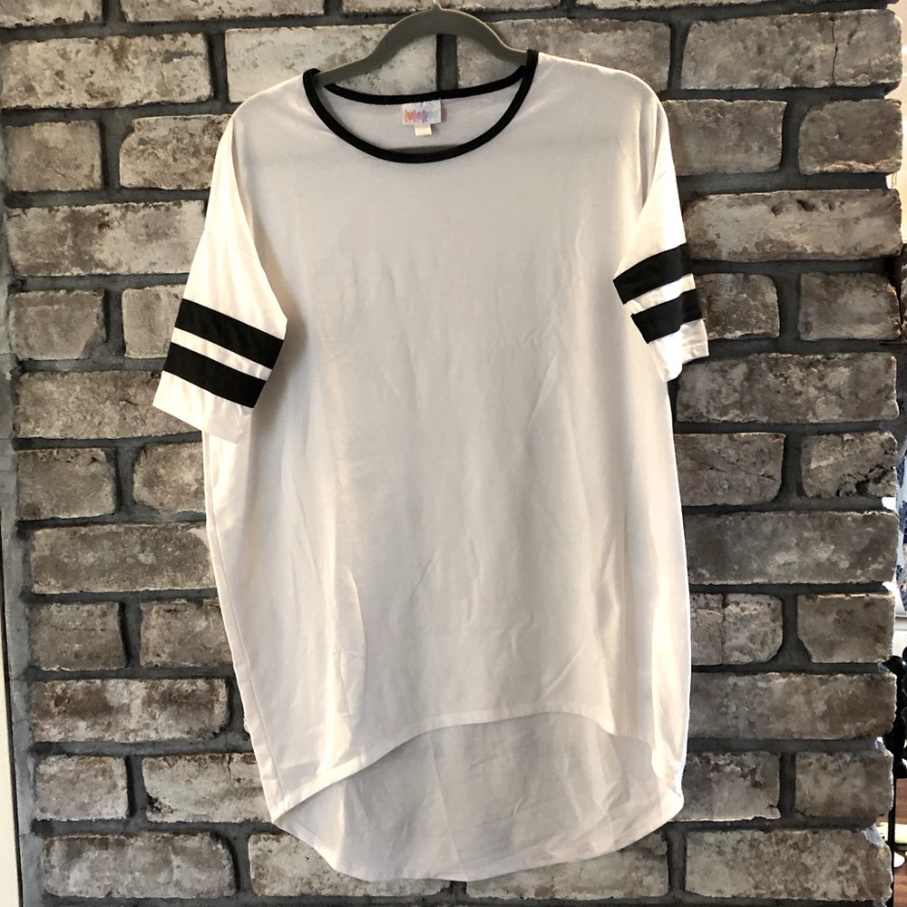 Lularoe Irma top